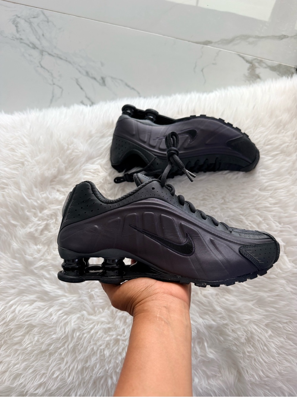 Nike Shox R4 - Picture 5 of 10